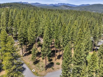 9240 Heartwood Drive, Truckee, CA 96161 Photo