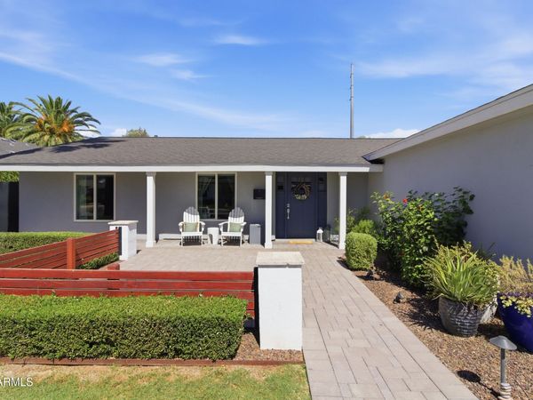 2945 N 47TH Place, Phoenix, AZ 85018