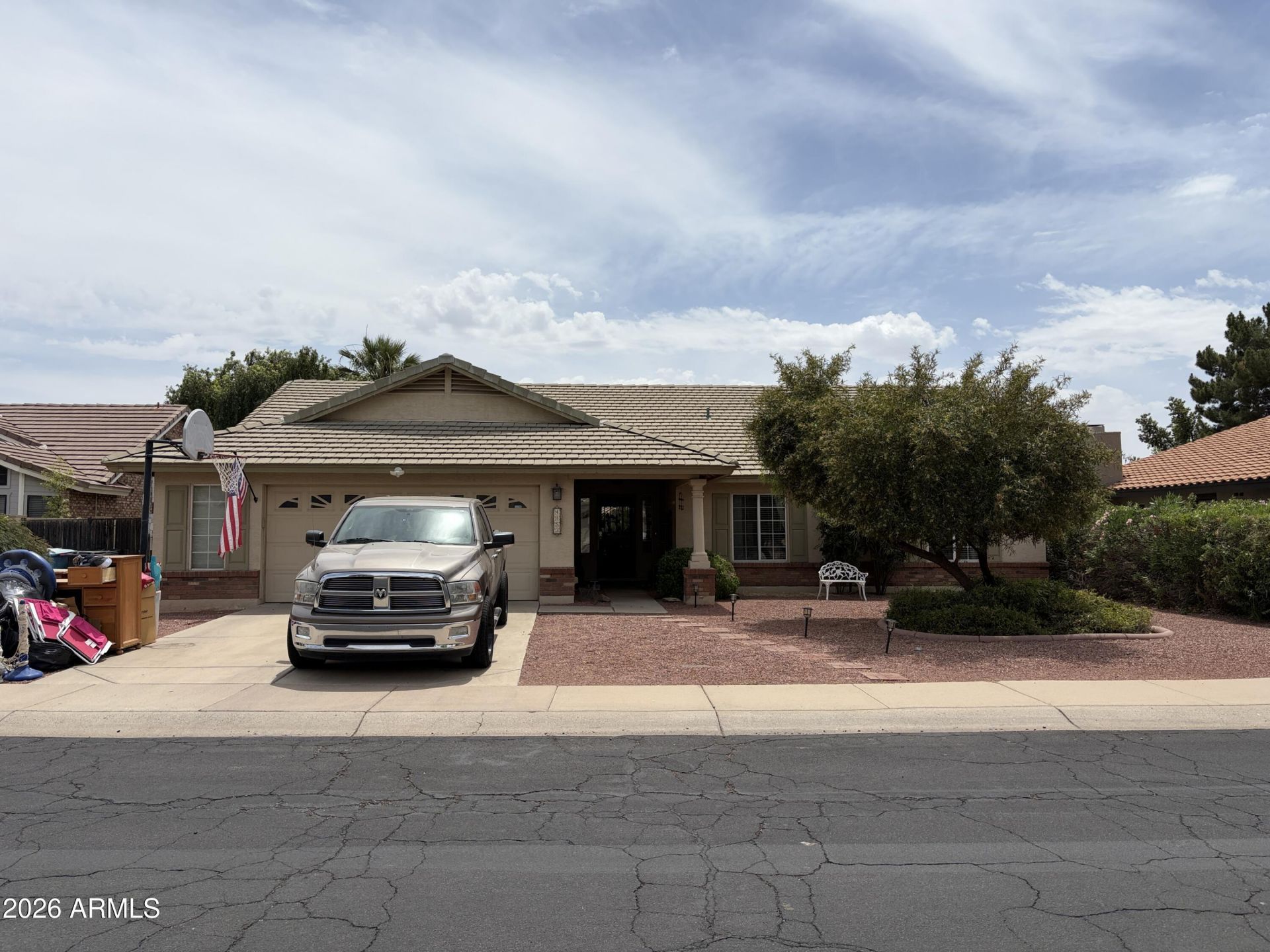 4153 W Park View Lane, Glendale, AZ 85310 Main Photo