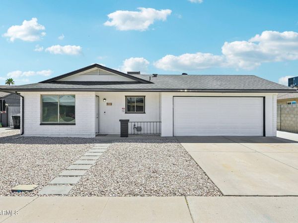 113 N RIDGE Circle, Mesa, AZ 85203