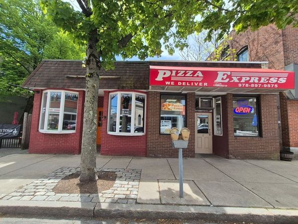 60 & 62 Main St, Maynard, MA 01754
