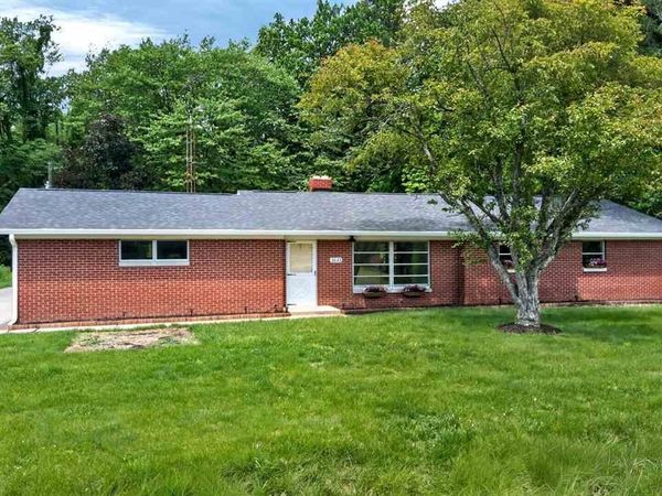 1633 S ST RD 46, Terre Haute, IN 47803