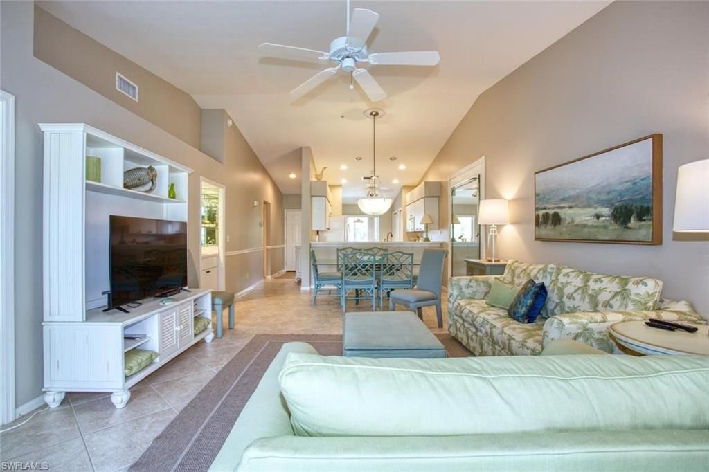 8083 Queen Palm Ln, Unit 425, Fort Myers, FL 33966 Photo