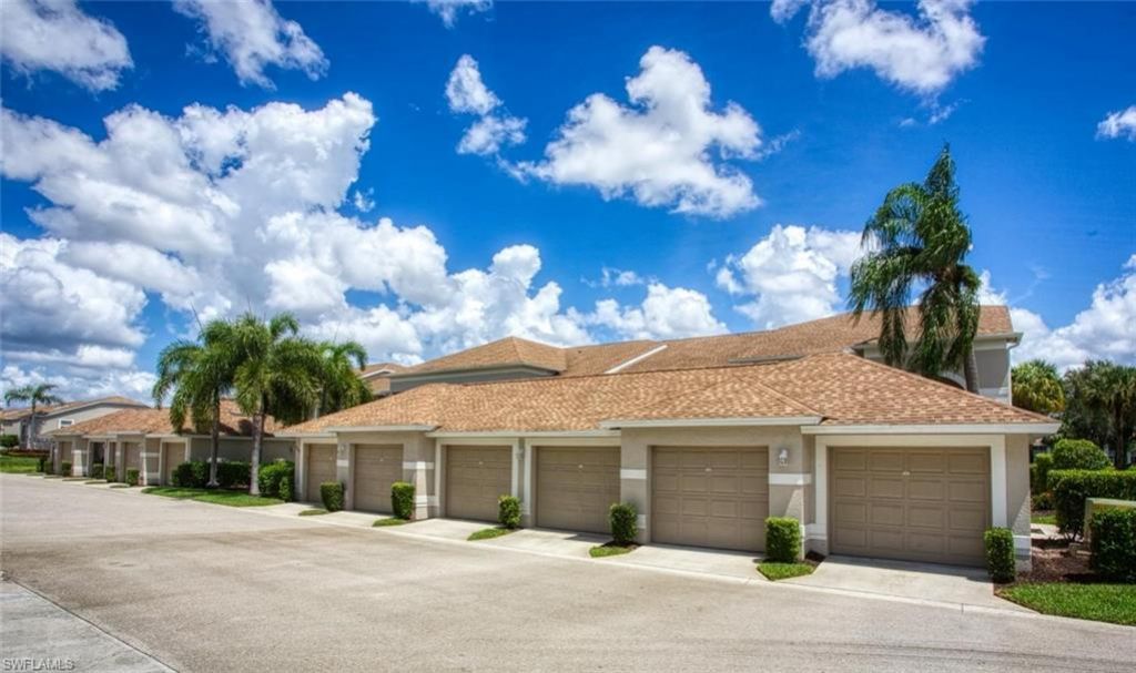 8083 Queen Palm Ln, Unit 425, Fort Myers, FL 33966 Photo