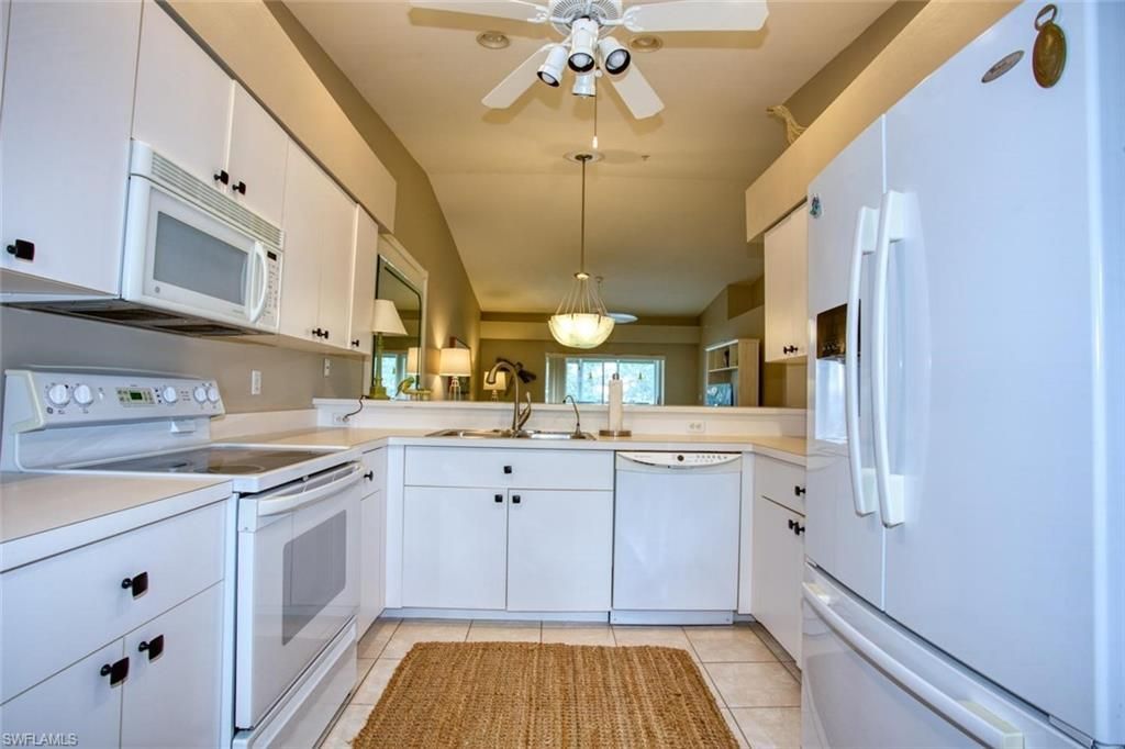 8083 Queen Palm Ln, Unit 425, Fort Myers, FL 33966 Photo