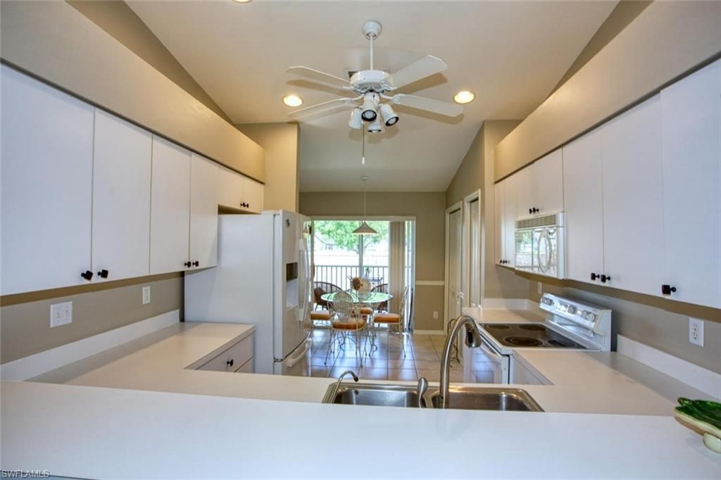 8083 Queen Palm Ln, Unit 425, Fort Myers, FL 33966 Photo