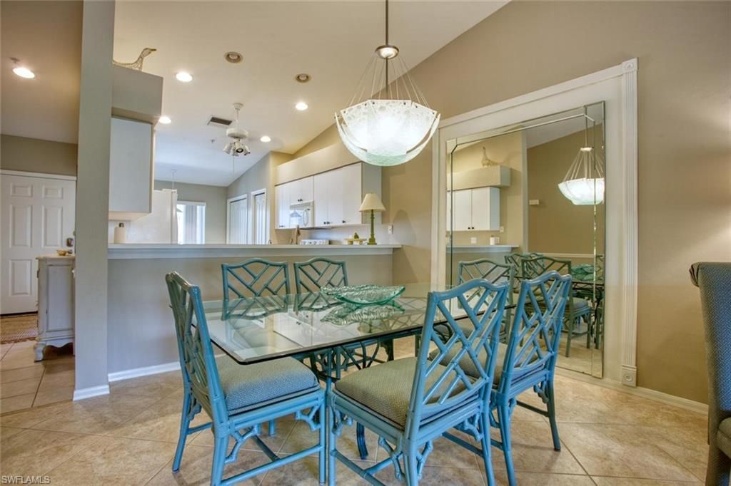 8083 Queen Palm Ln, Unit 425, Fort Myers, FL 33966 Photo