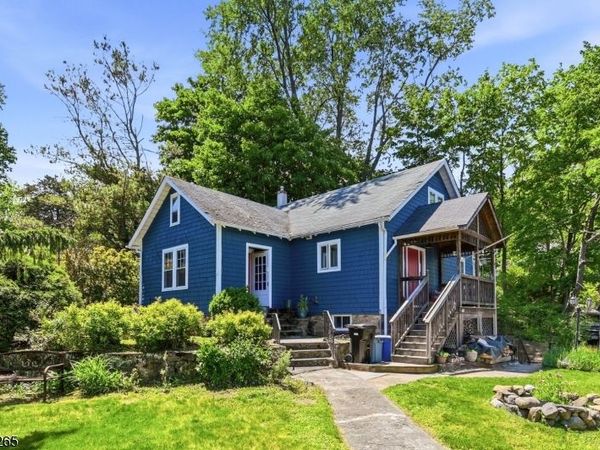 135 Franklin Rd, Denville, NJ 07834