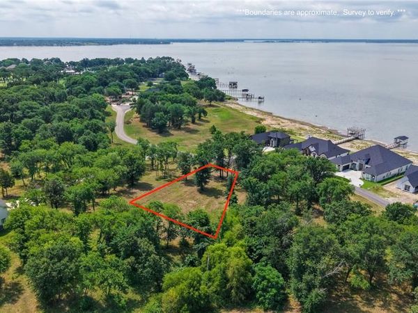 759 Sunset Court, Mabank, TX 75143