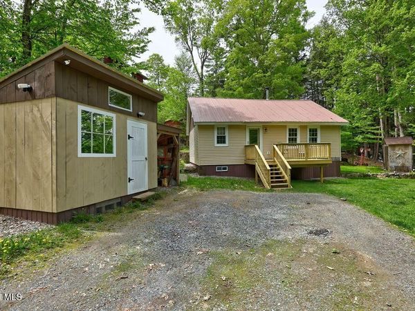 34 Lakeview Terrace, Day, NY 12835