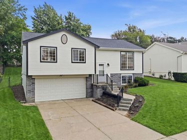 15302 Spencer Street, Omaha, NE 68116