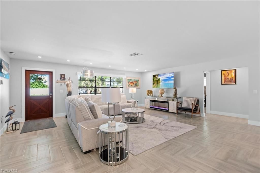 1200 Patterson Rd, Cape Coral, FL 33909 Photo