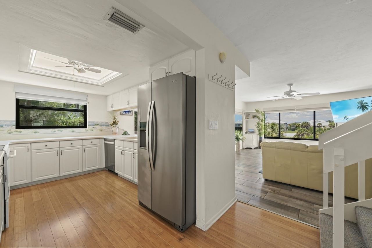 1394 Middle Gulf Dr, Unit C, Sanibel, FL 33957 Photo