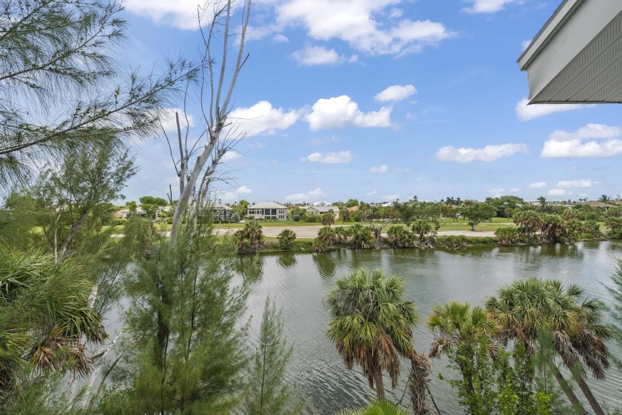 1394 Middle Gulf Dr, Unit C, Sanibel, FL 33957 Photo