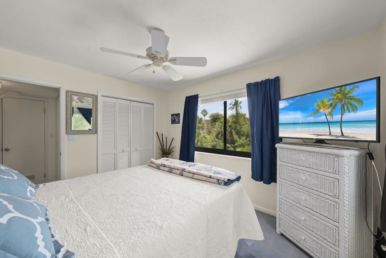 1394 Middle Gulf Dr, Unit C, Sanibel, FL 33957 Photo