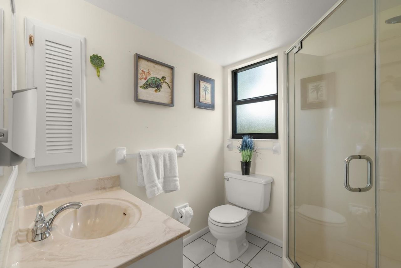 1394 Middle Gulf Dr, Unit C, Sanibel, FL 33957 Photo