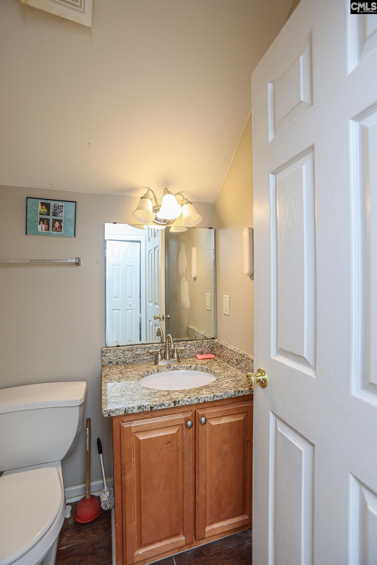 104 Talltree Lane  Photo 19