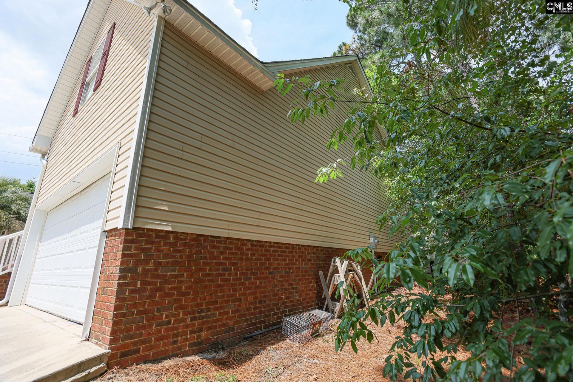 104 Talltree Lane  Photo 4