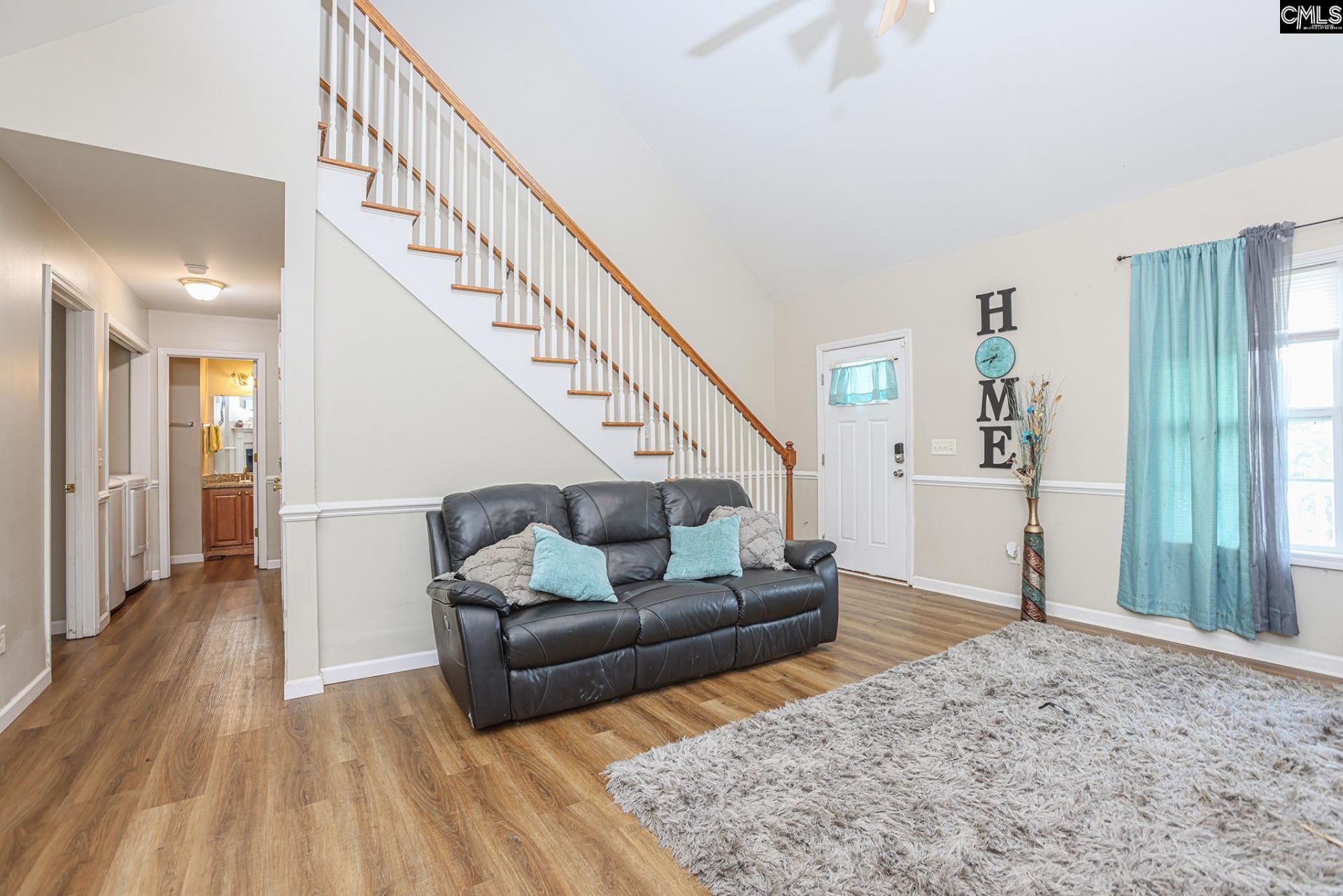 104 Talltree Lane  Photo 6