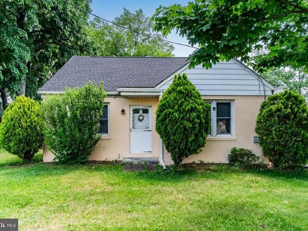 530 HOGESTOWN ROAD, MECHANICSBURG, PA 17050
