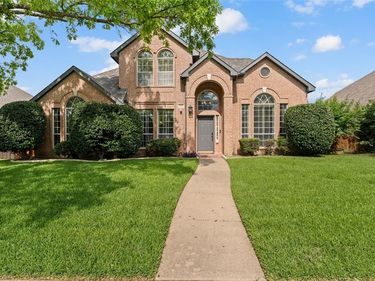 7105 Fieldstone Drive, Frisco, TX 75034