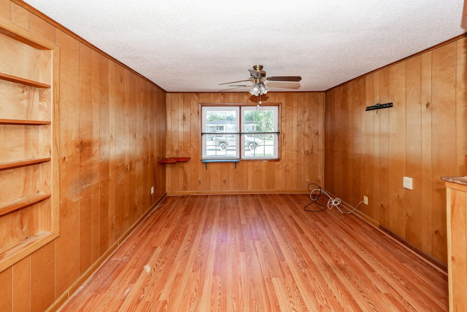 210 Farm Road Photo 14