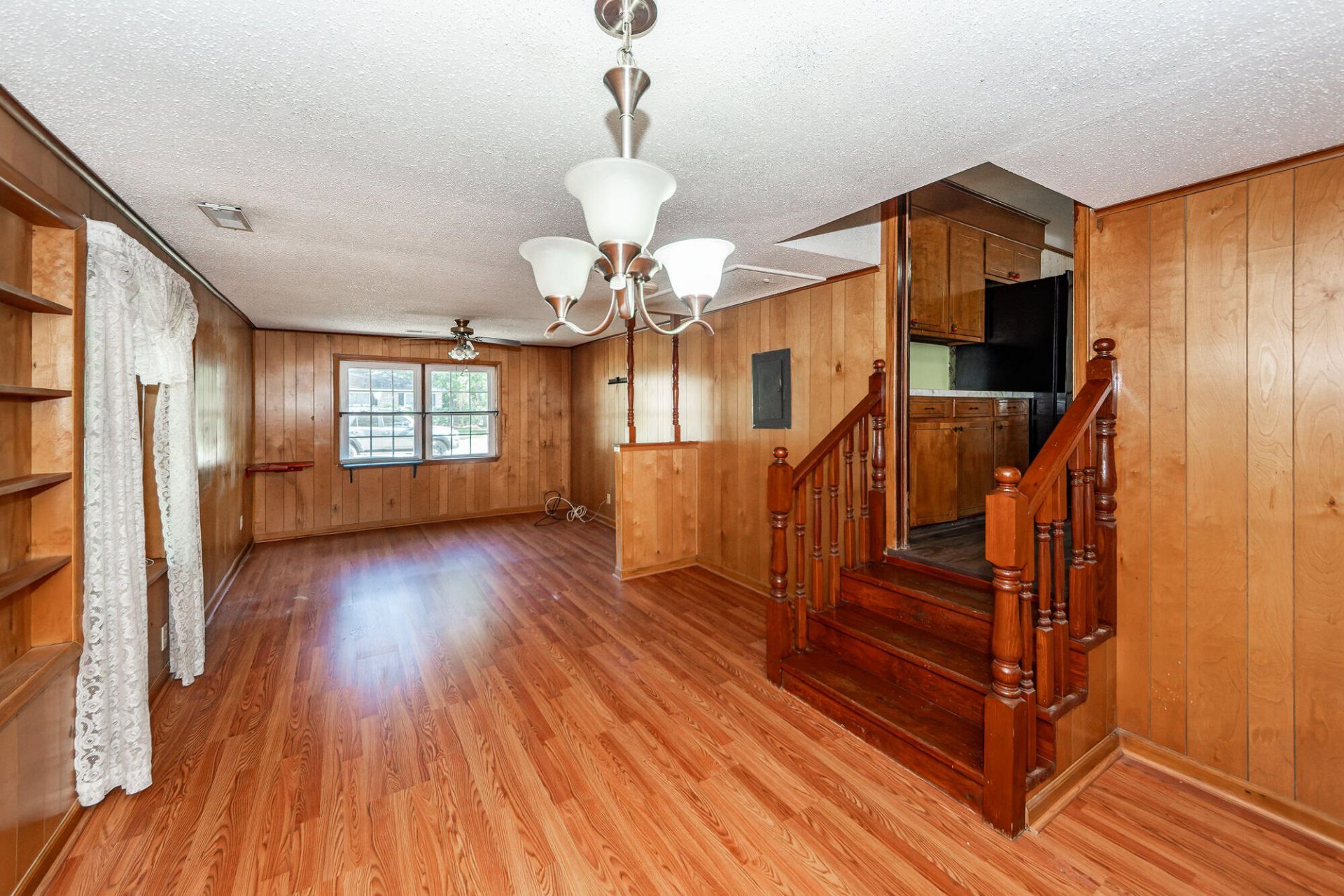 210 Farm Road Photo 16