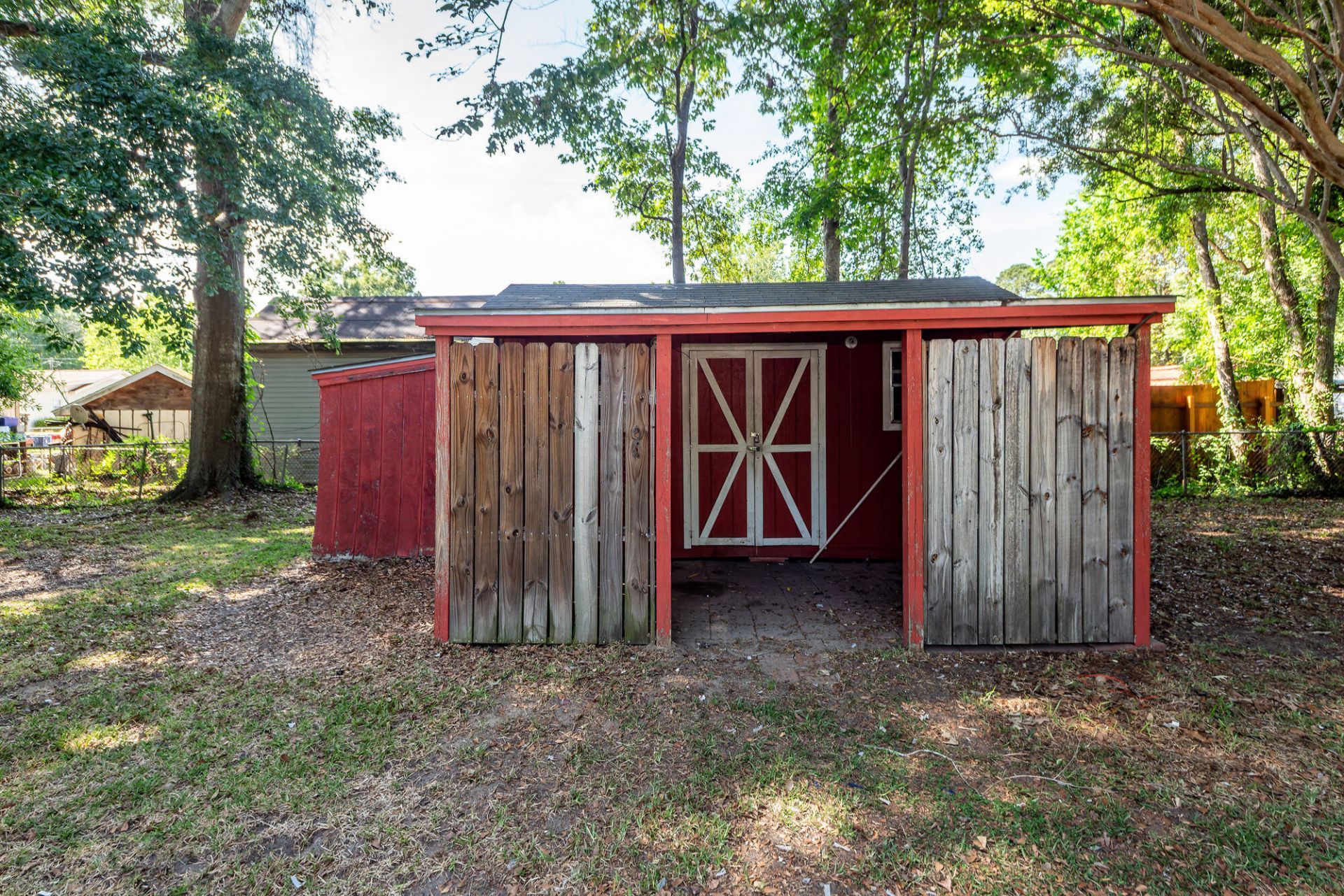 210 Farm Road Photo 39