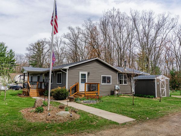 3878 W Wildwood Avenue, Bitely, MI 49309