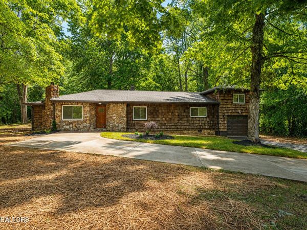 2212 Byington Solway Rd, Knoxville, TN 37931