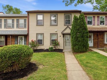 83 HUNT DRIVE, HORSHAM, PA 19044