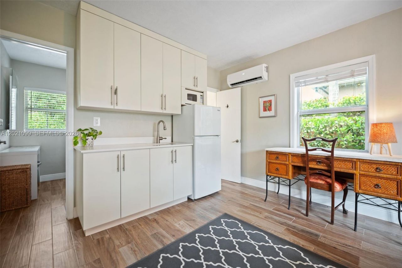 37 Deer Run , Miami Springs, FL 33166 Photo