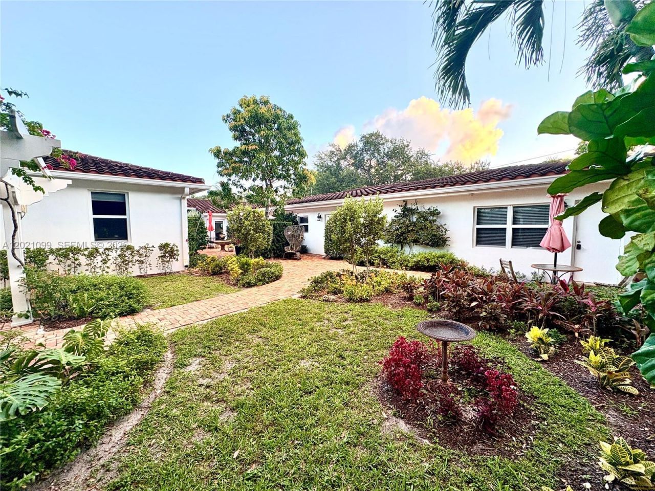 37 Deer Run , Miami Springs, FL 33166 Photo