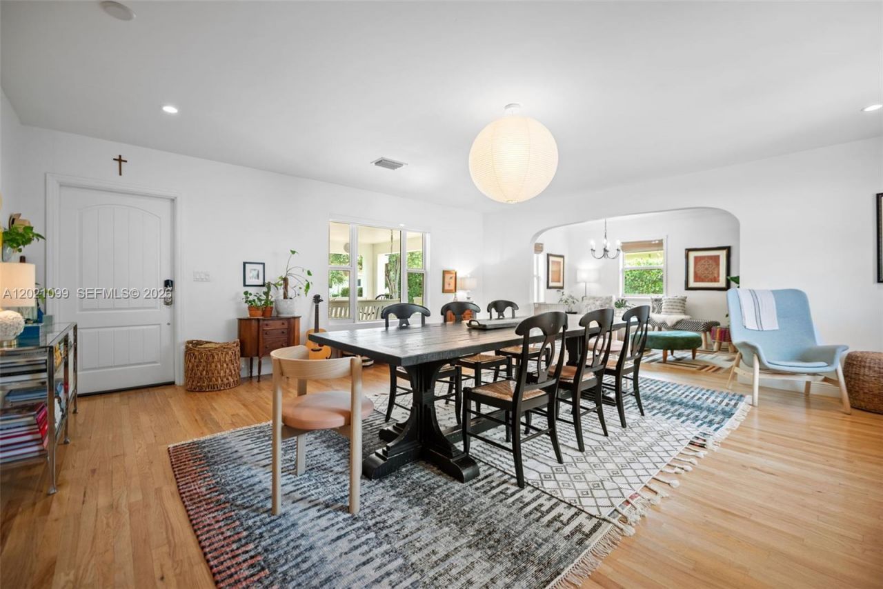 37 Deer Run , Miami Springs, FL 33166 Photo