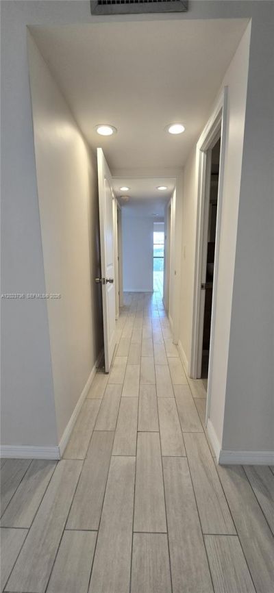800 Parkview Dr , Unit 430, Hallandale Beach, FL 33009 Photo