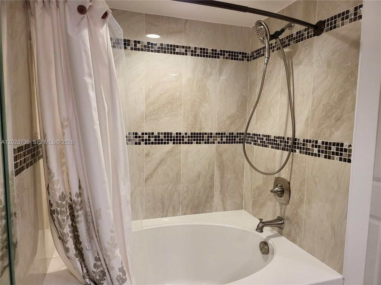 800 Parkview Dr , Unit 430, Hallandale Beach, FL 33009 Photo