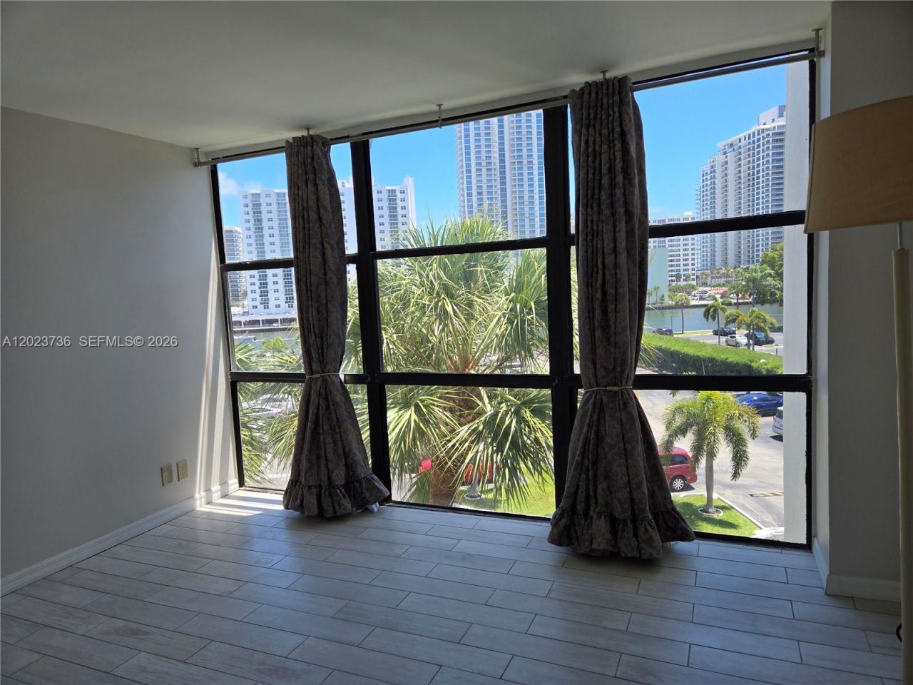 800 Parkview Dr , Unit 430, Hallandale Beach, FL 33009 Photo