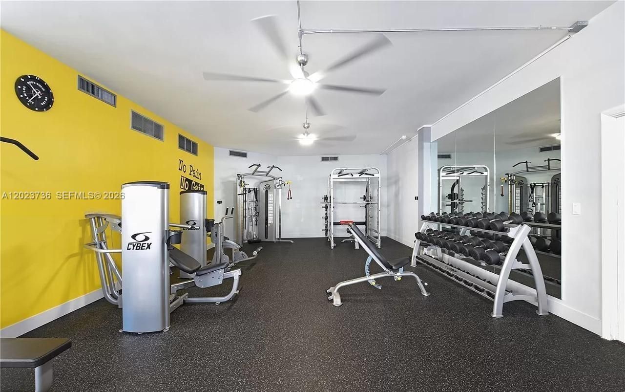 800 Parkview Dr , Unit 430, Hallandale Beach, FL 33009 Photo