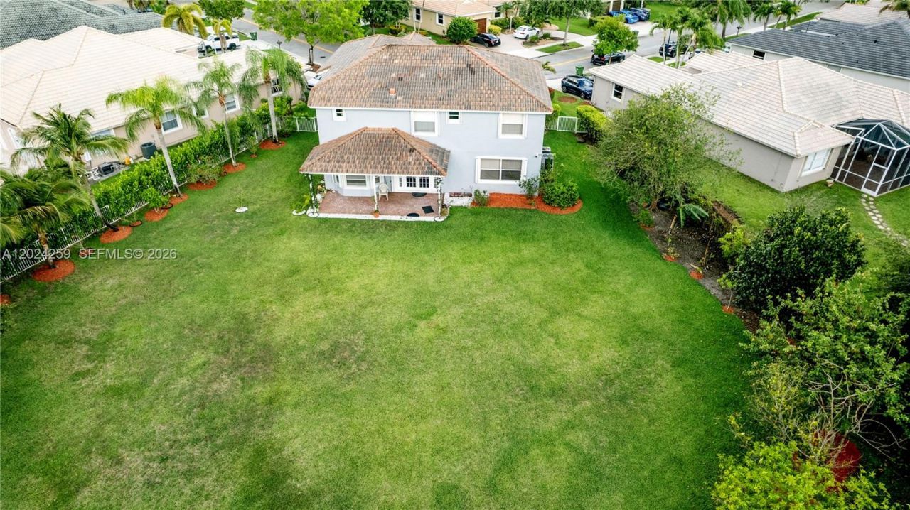 1898 NW 141st Ave , Pembroke Pines, FL 33028 Photo