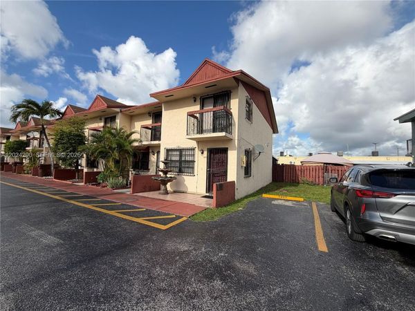 5895 W 16th Ln , Unit 5895, Hialeah, FL 33012