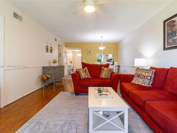 9780 N Marina Blvd , Unit 424, Boca Raton, FL 33428