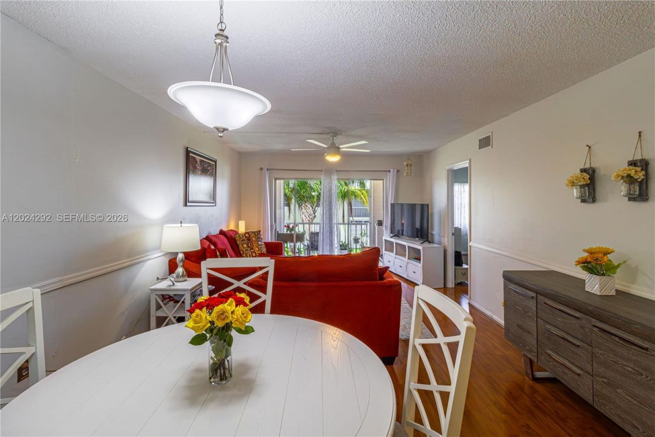 9780 N Marina Blvd, Unit 424, Boca Raton, FL 33428 Photo