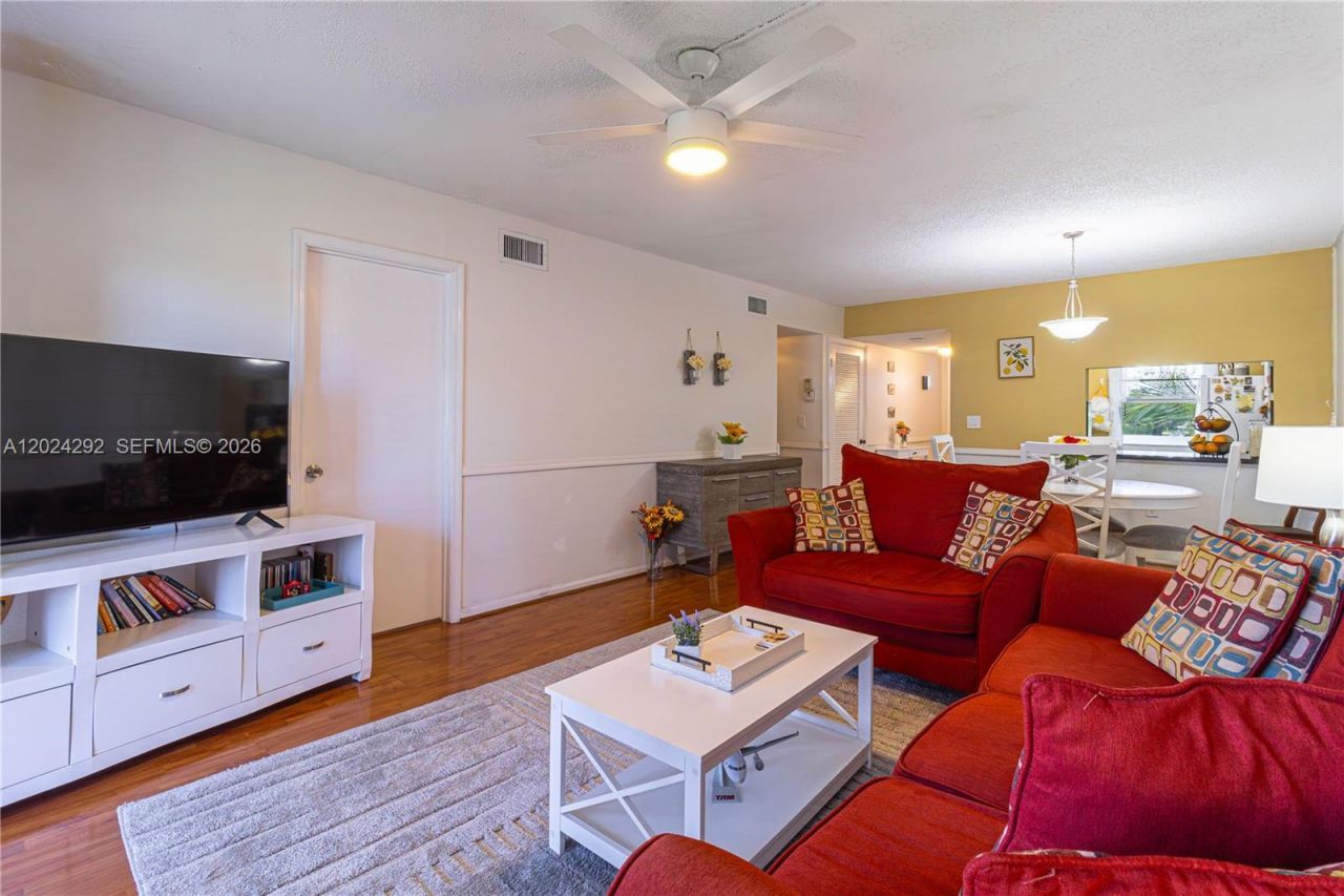 9780 N Marina Blvd, Unit 424, Boca Raton, FL 33428 Photo