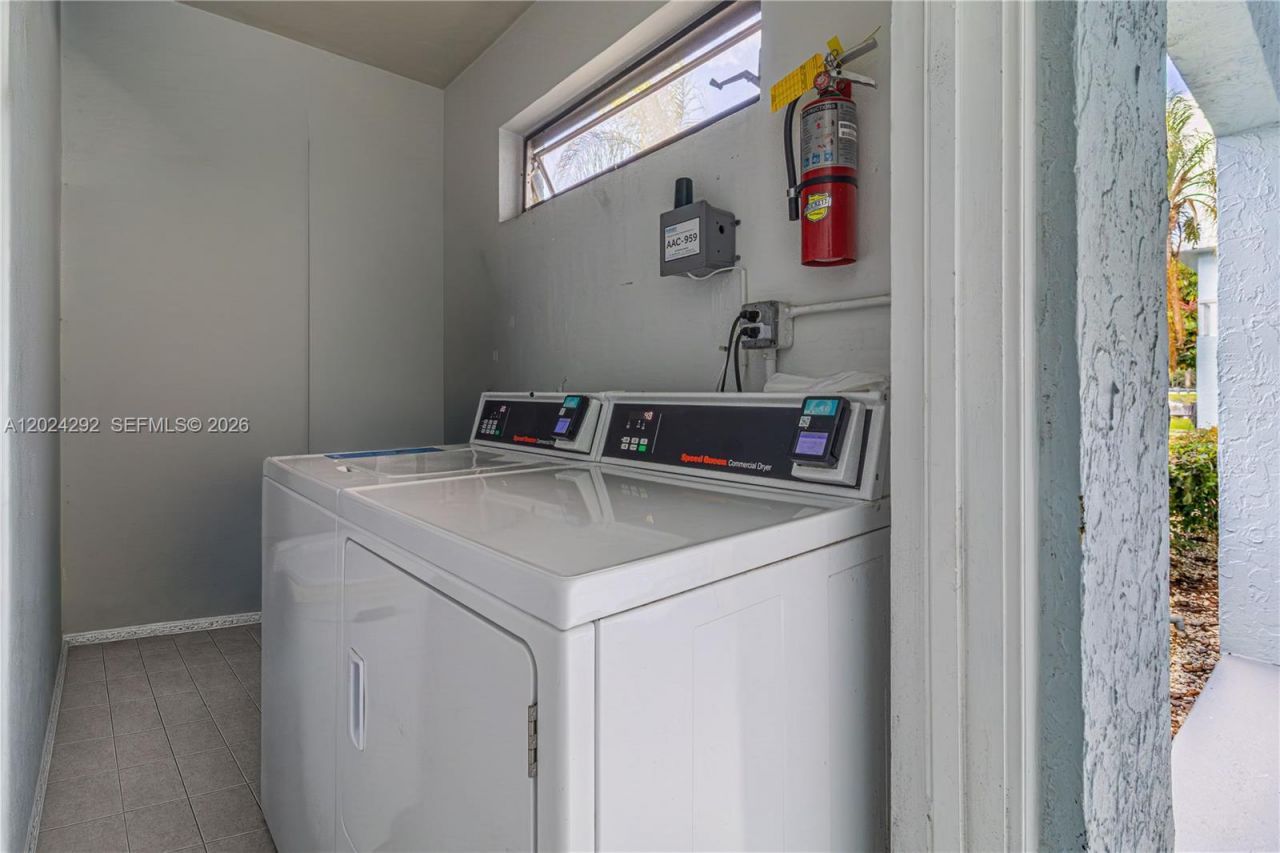 9780 N Marina Blvd, Unit 424, Boca Raton, FL 33428 Photo