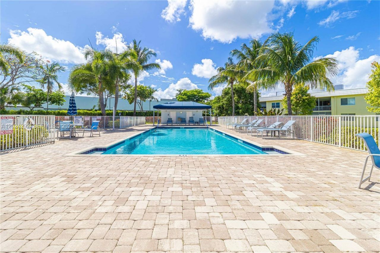 9780 N Marina Blvd, Unit 424, Boca Raton, FL 33428 Photo