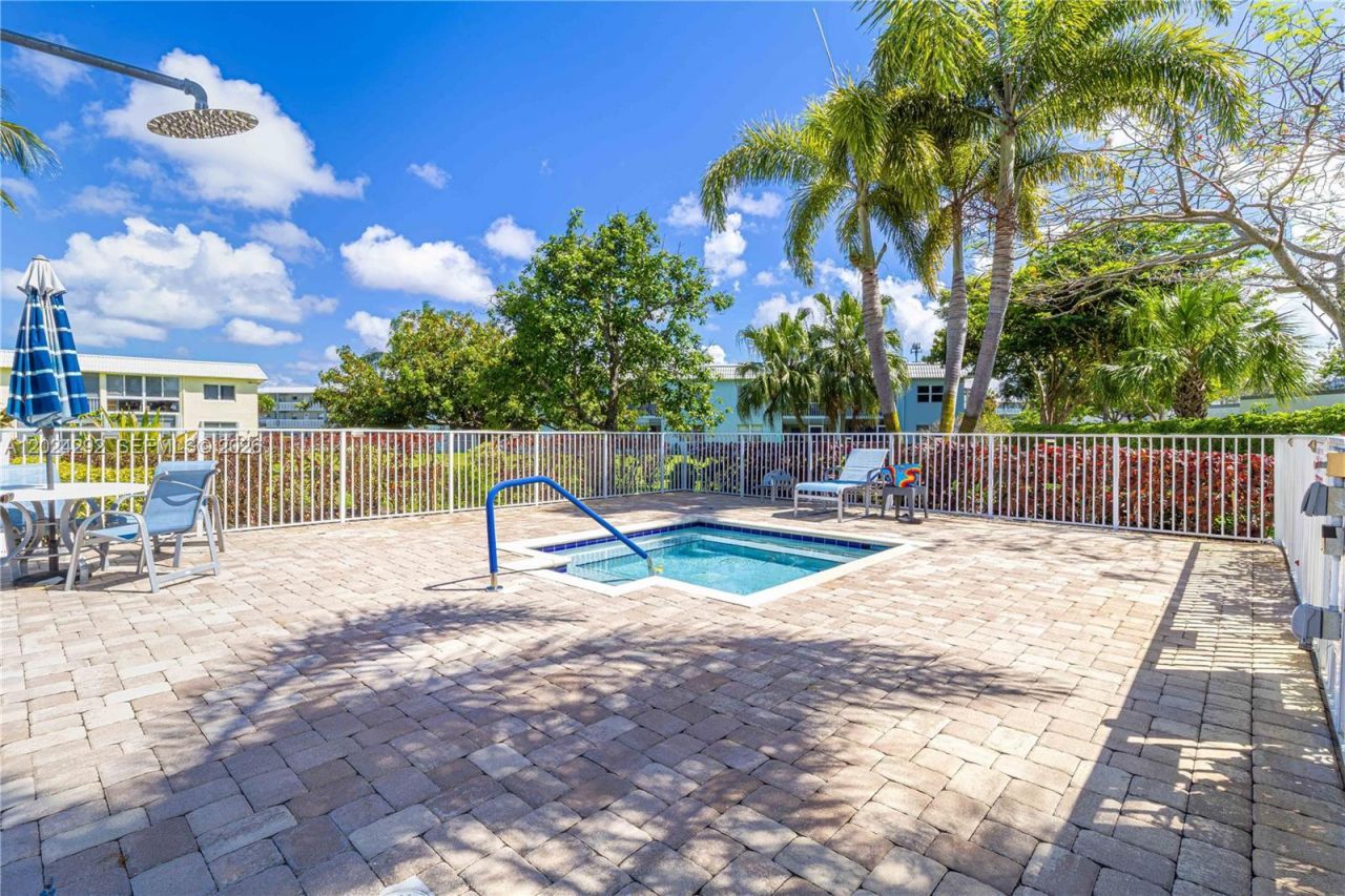 9780 N Marina Blvd, Unit 424, Boca Raton, FL 33428 Photo