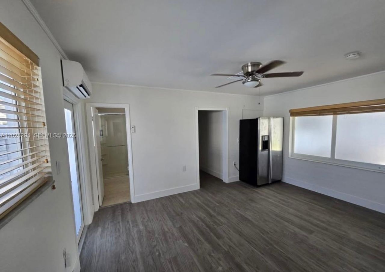 9591 SW 52nd Ter, Miami, FL 33165 Photo