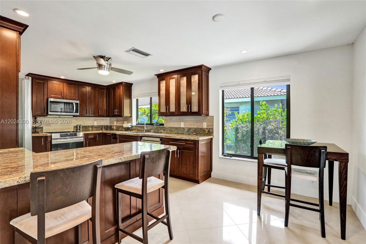 5569 Wind Drift Ln, Boca Raton, FL 33433 Photo