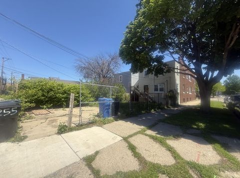 Main Photo