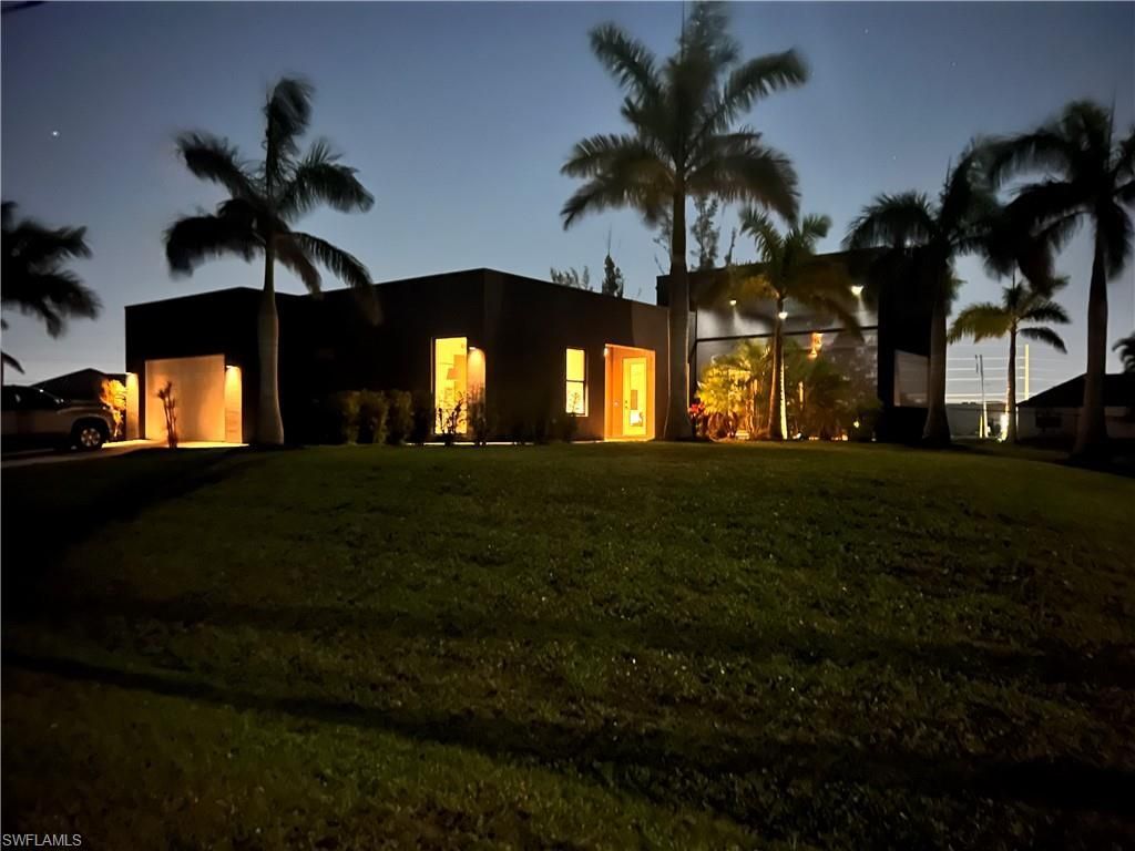 1620 SW 1st St, Cape Coral, FL 33991 Photo
